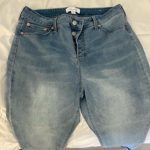 Pop sugar buttoned high rise jeans